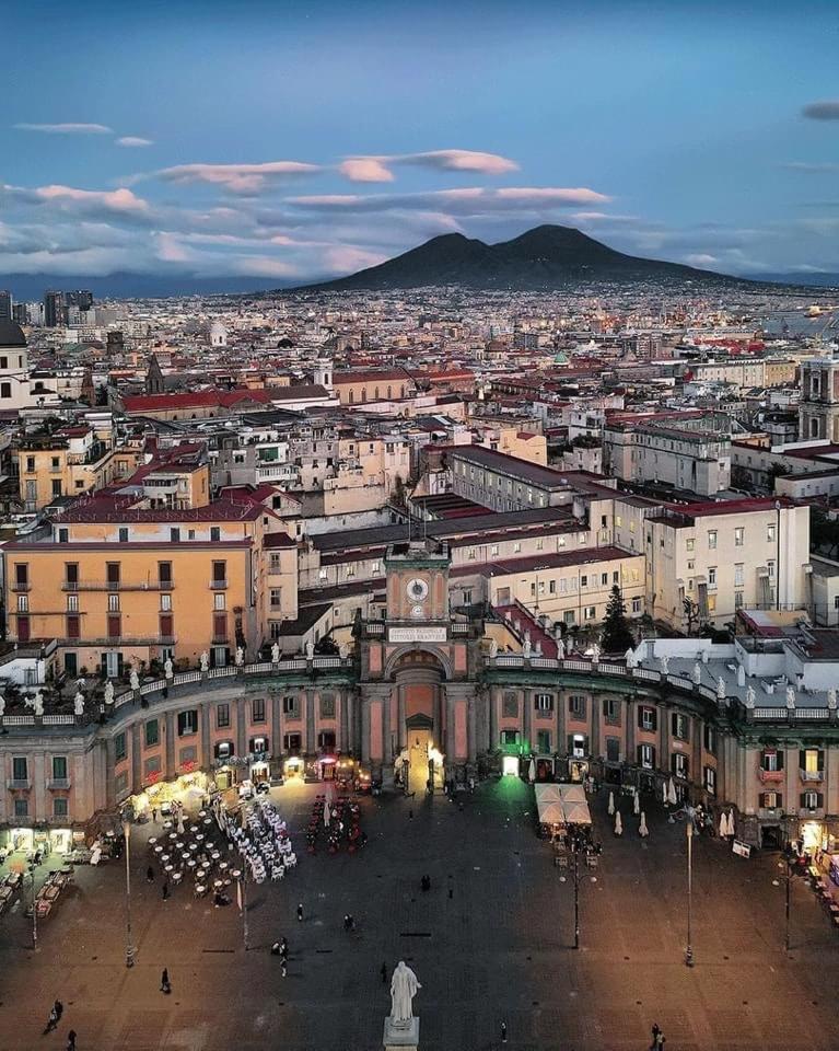 Апартаменты Spaccanapoli Top, Your House In The Old Town Экстерьер фото